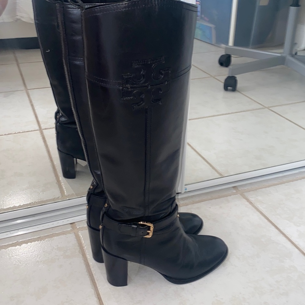 Tory Burch leather boots! Gently used! Size 8M